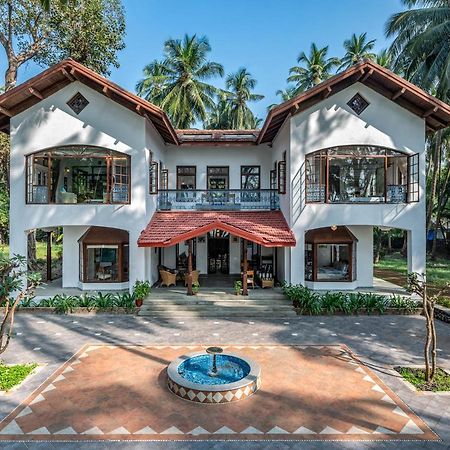 Saffronstays Thalassea, Alibaug - Picturesque Sea-Facing Villa With Colonial Decor Alībāg Extérieur photo